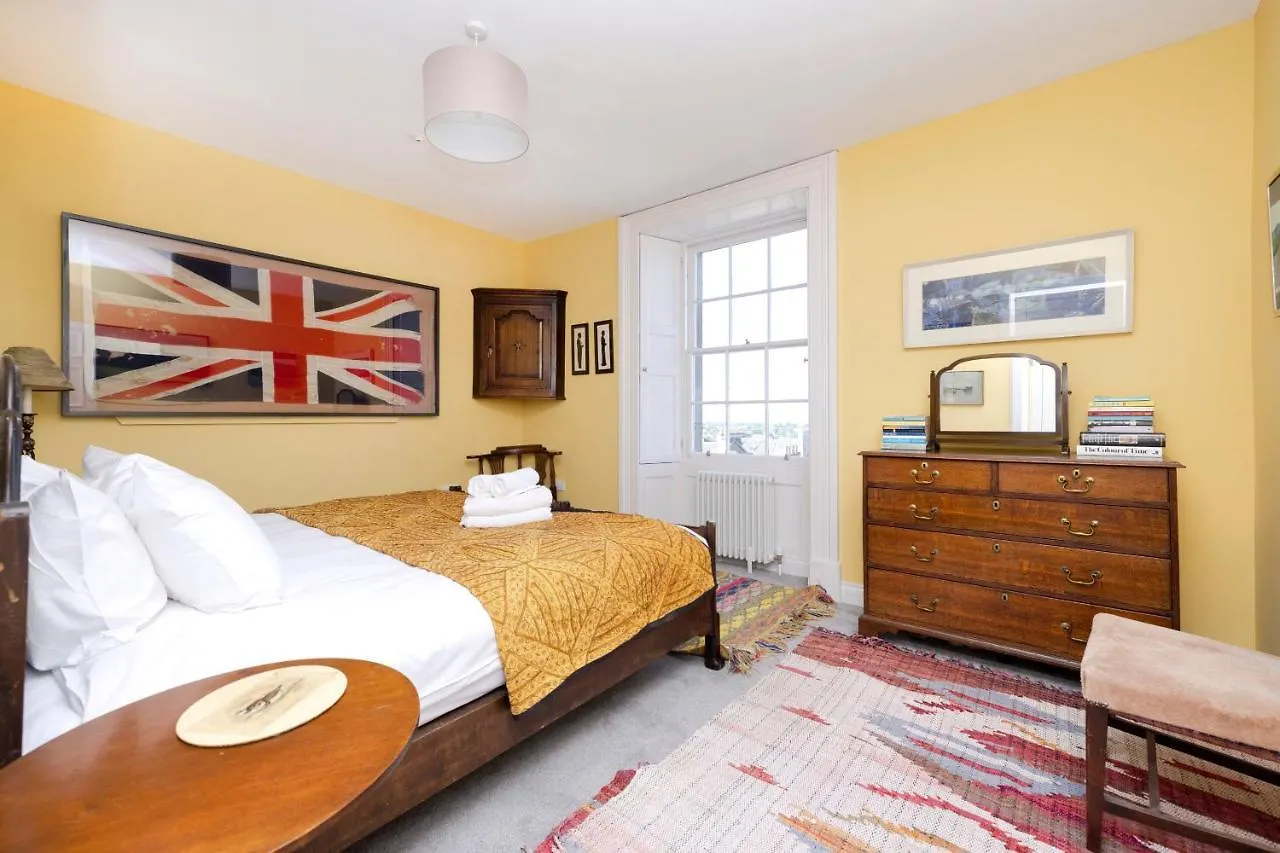 Joivy Inviting Flat At The Heart Of Edinburgh Lejlighed