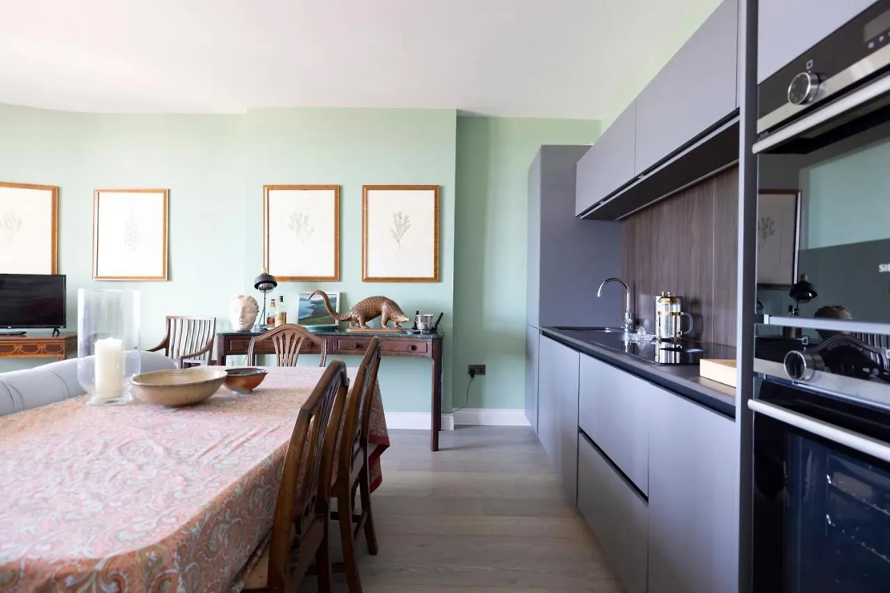 Joivy Inviting Flat At The Heart Of Edinburgh Lejlighed